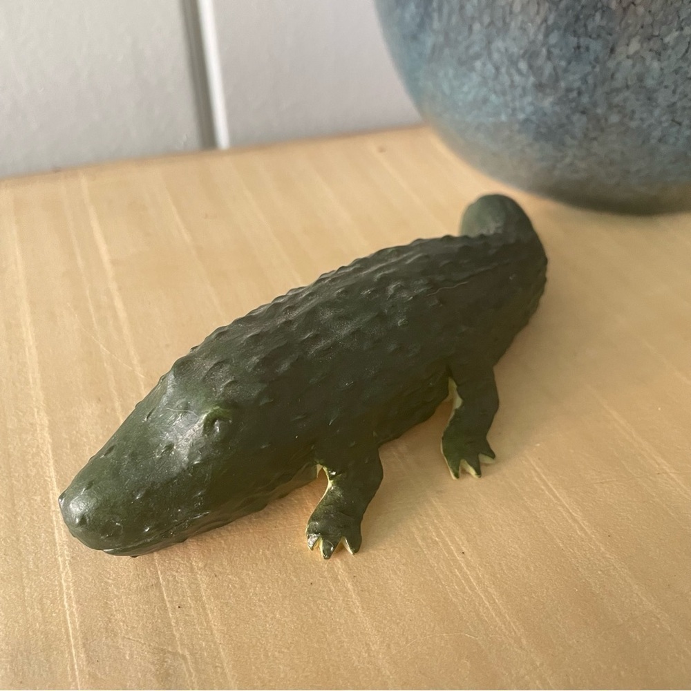 JUST IN Pickle Alligator Enesco Home Grown 2007 Collectible Figurine Gift Idea - Picture 11 of 11